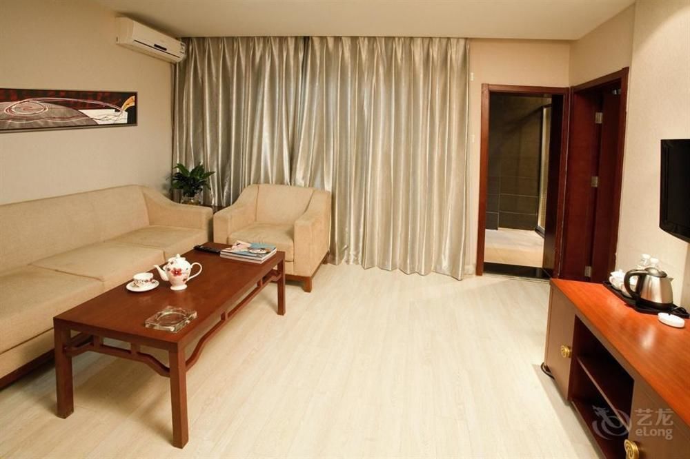 Beijing Saga Hotel Экстерьер фото