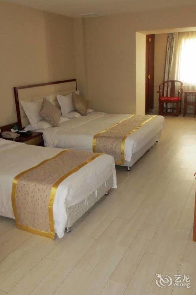 Beijing Saga Hotel Экстерьер фото