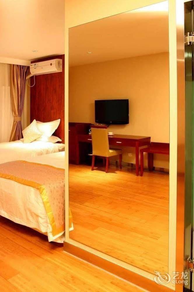 Beijing Saga Hotel Экстерьер фото